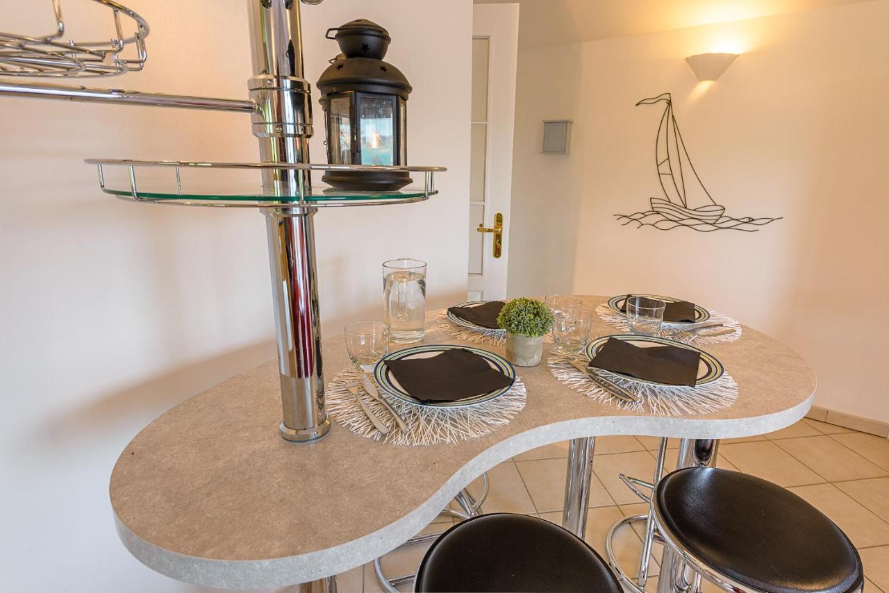 L'Hermitage, 3 Appartements Avec Terrasse, Vue Lac, Parking Et Piscine, Lla Selections By Location Lac Annecy Talloires Exteriör bild